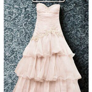 💫 Sottero & Midgley Couture Wedding Gown | Size 8 | Tiered Organza Corset-Back